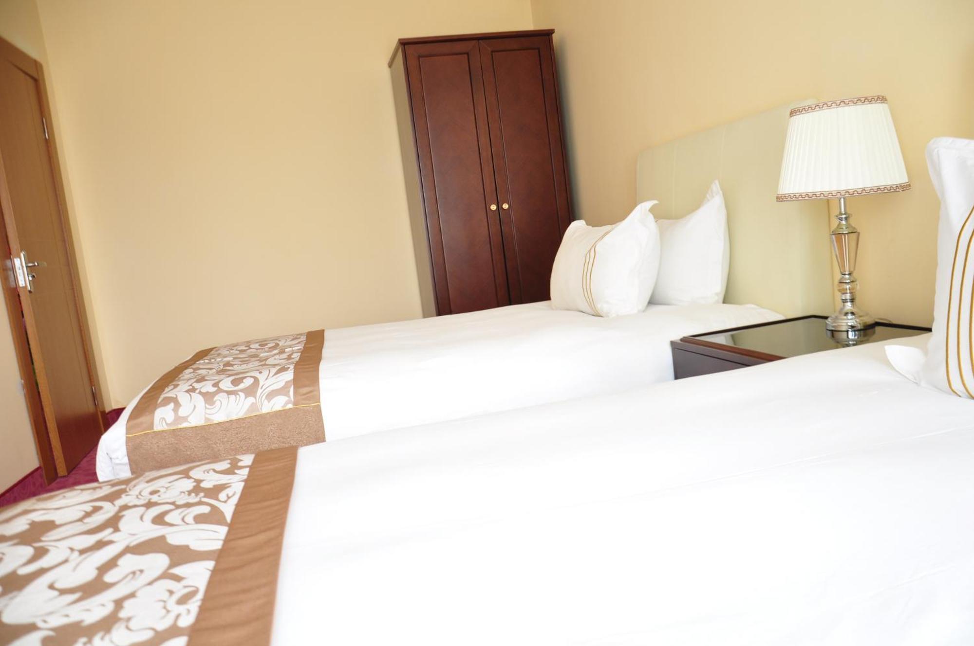 Alpha Hotel Уланбатар Екстериор снимка