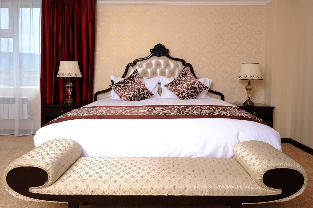 Alpha Hotel Уланбатар Екстериор снимка