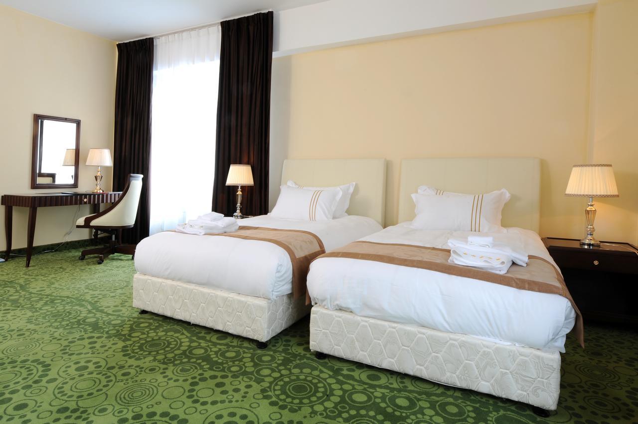 Alpha Hotel Уланбатар Екстериор снимка
