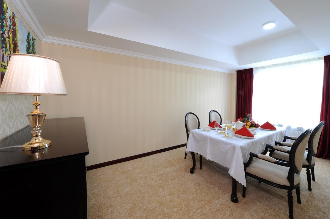 Alpha Hotel Уланбатар Екстериор снимка